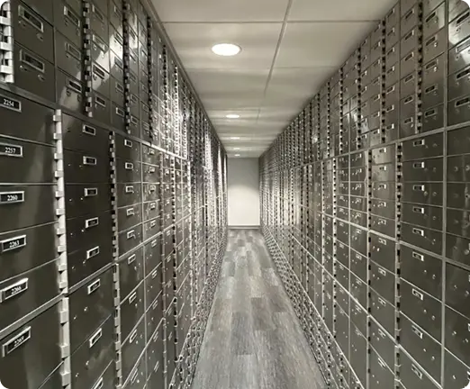 Hallway with vaults
